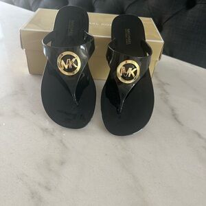 Michael Kors “Lillie” Black and Gold Jelly Thong Sandals in Size 7